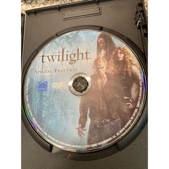 Twilight Two Disc Special Edition DVD - Picture 6 of 6